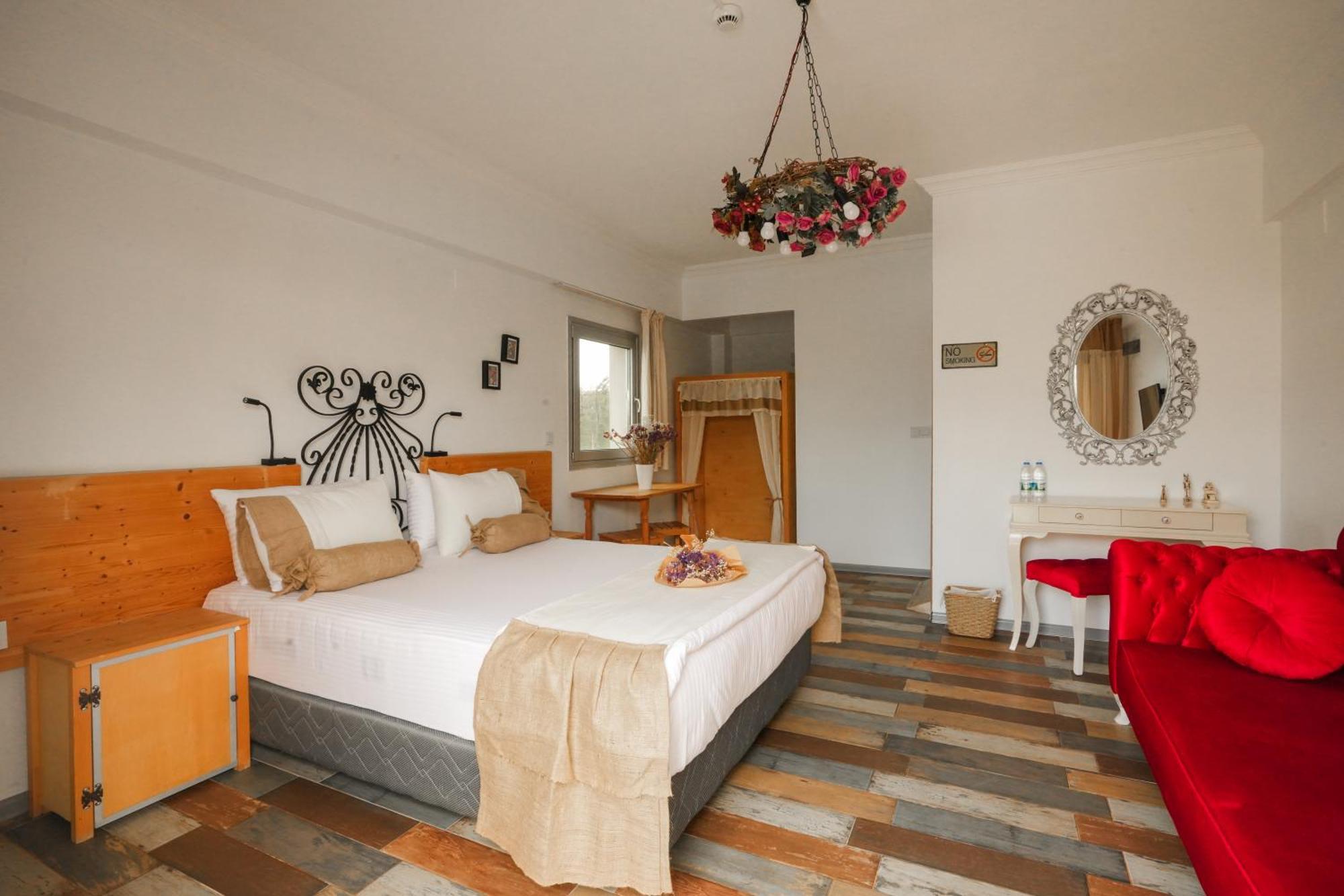La Vida Otel Urla Exterior photo